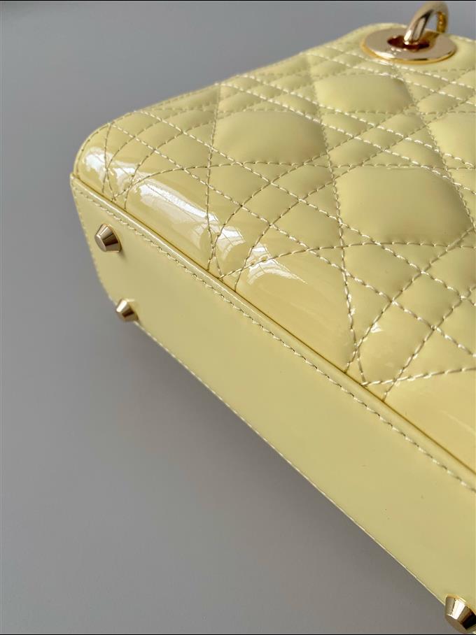 2025228Y650P212523975