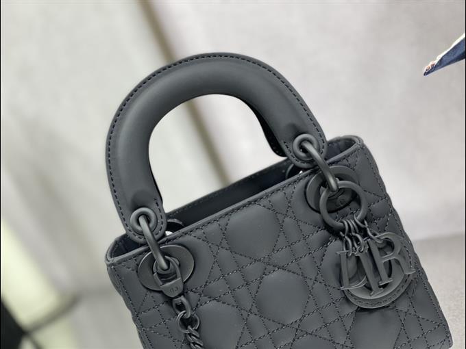 2025228Y650P212524931