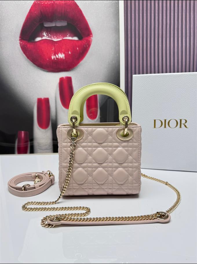 2025228Y680P212526434