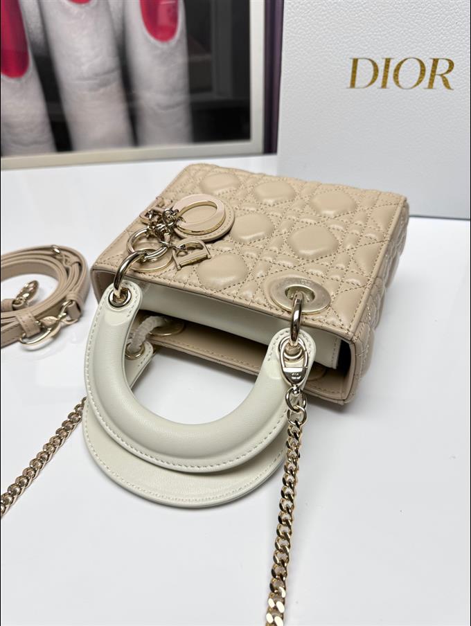 2025228Y680P212526635