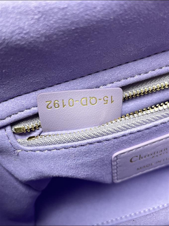 2025228Y700P205626950