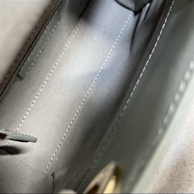 2025228Y700P205627358