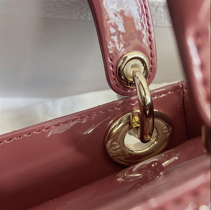 2025228Y700P20562832