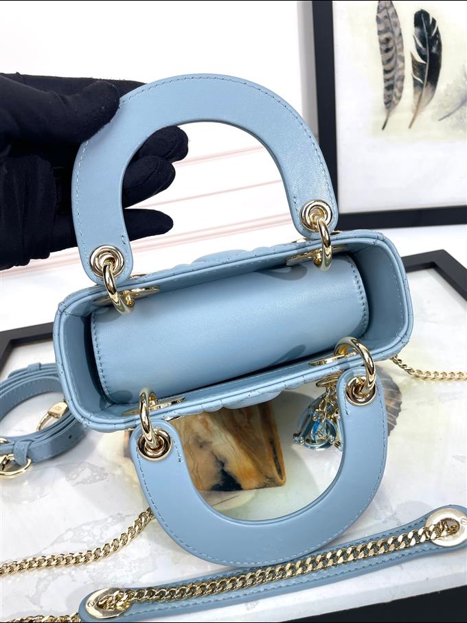 2025228Y700P205629343