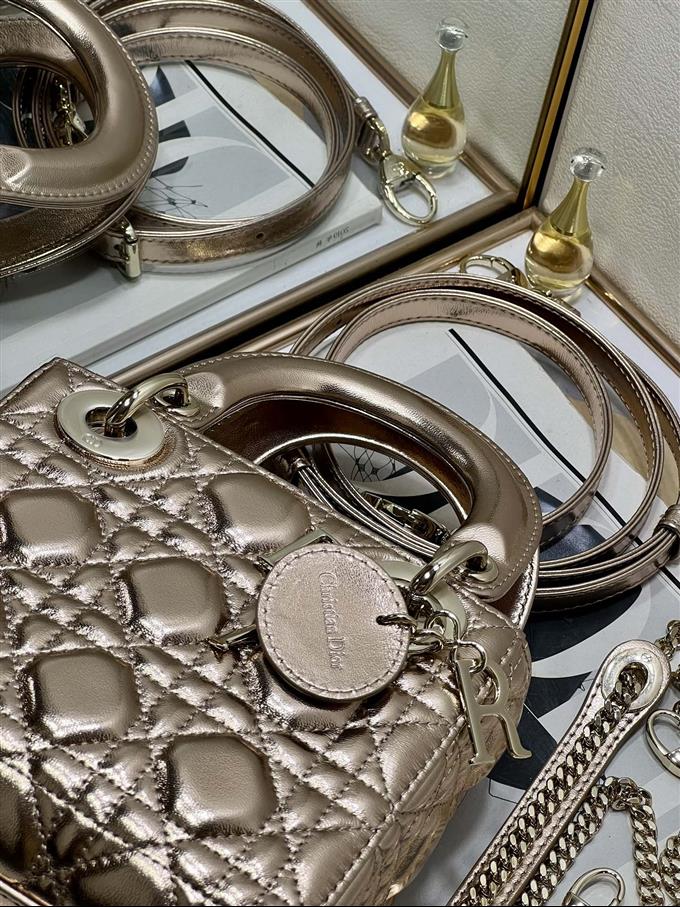 2025228Y700P212512786