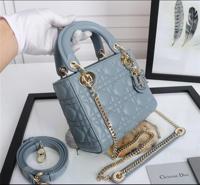 2025228Y700P22130300