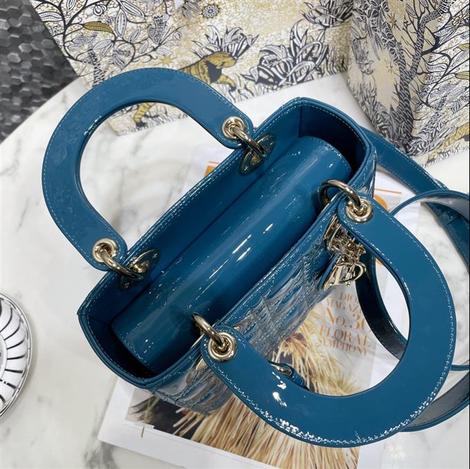 2025228Y1200P211545436