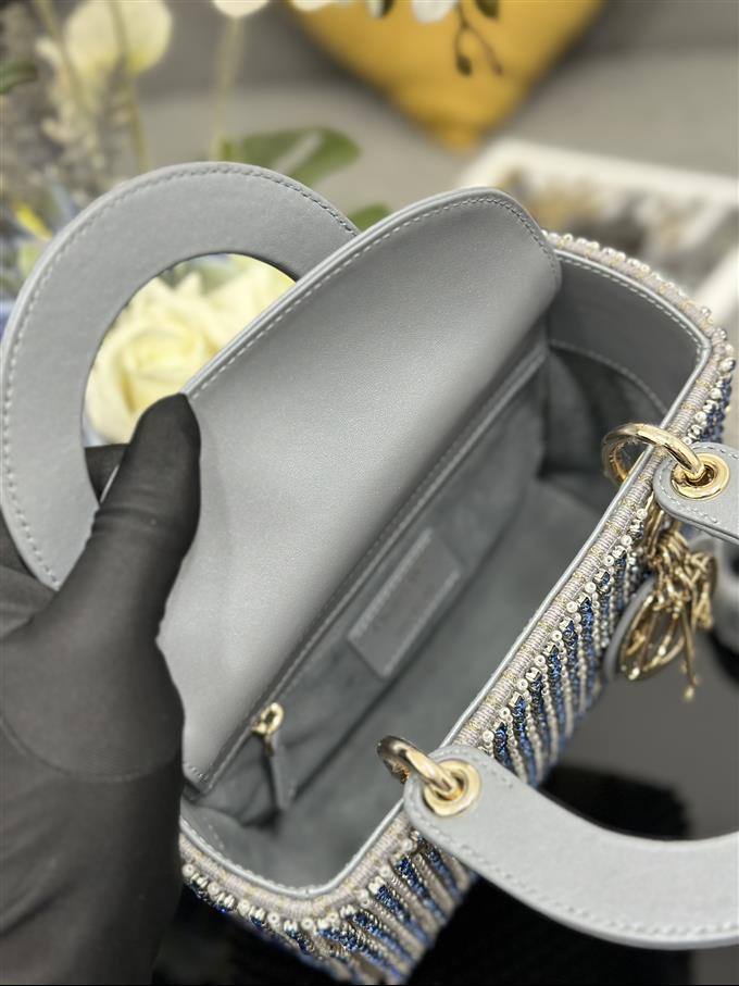 2025228Y1300P211617855