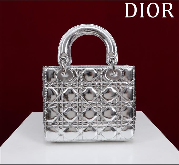 2025228Y650P211547322