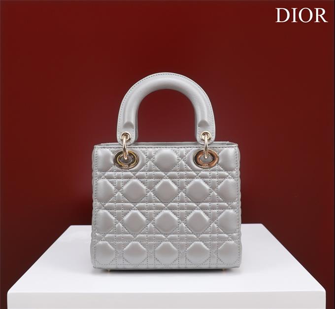 2025228Y650P211547964