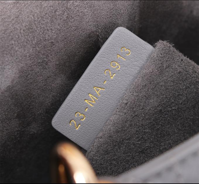 2025228Y650P211548166