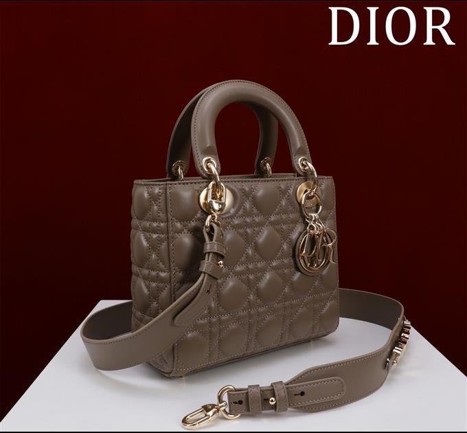 2025228Y650P211548229