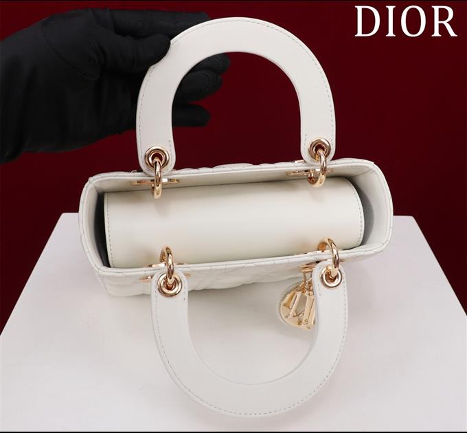 2025228Y650P211548775