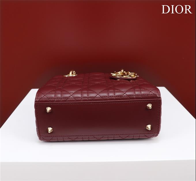 2025228Y650P21154924