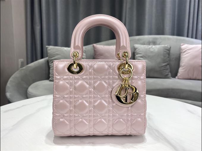 2025228Y650P211552257