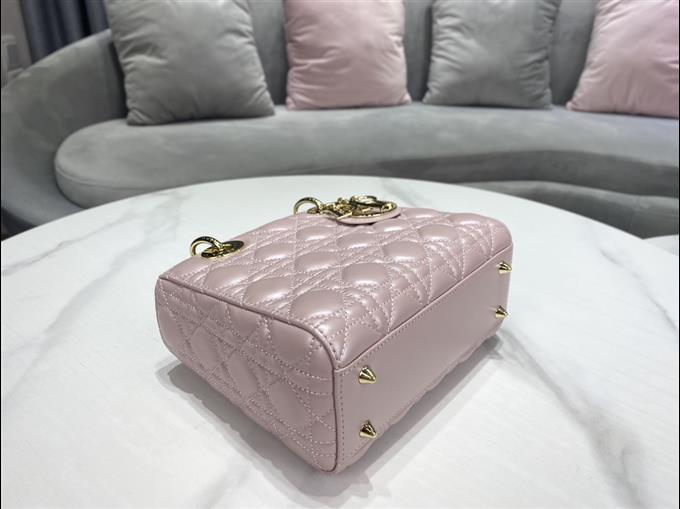 2025228Y650P211552304