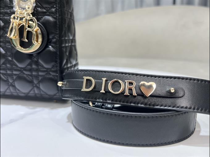 2025228Y650P211552520