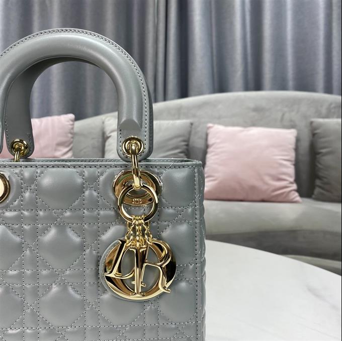 2025228Y650P211552694