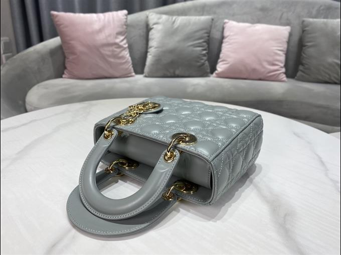 2025228Y650P211552710