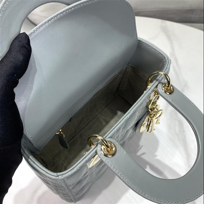 2025228Y650P211552741