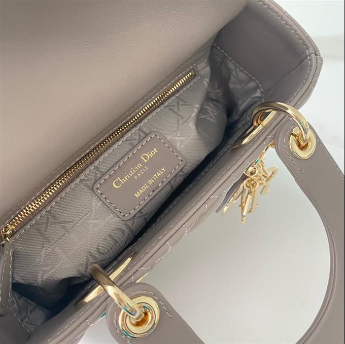 2025228Y650P211552913