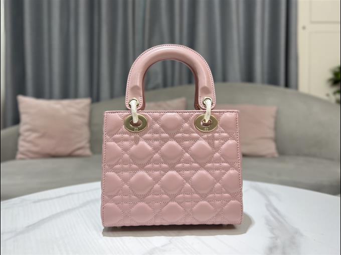 2025228Y650P211553100