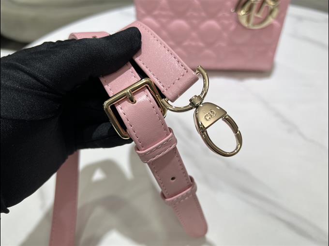 2025228Y650P211553241