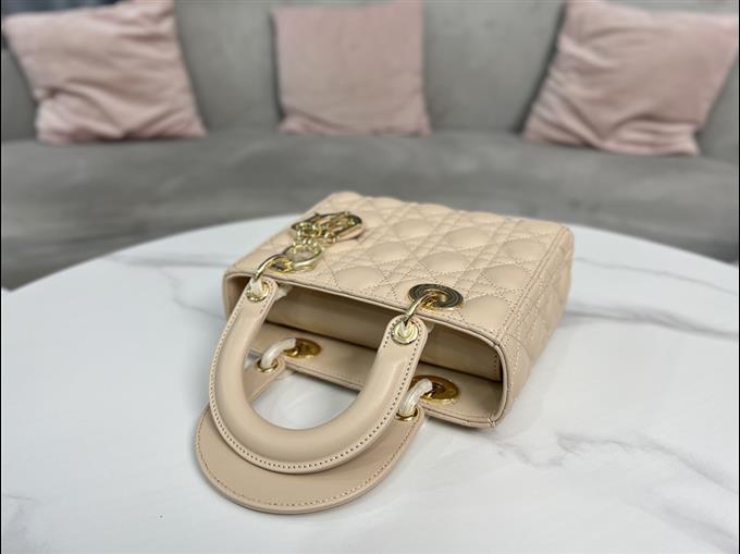 2025228Y650P211553429