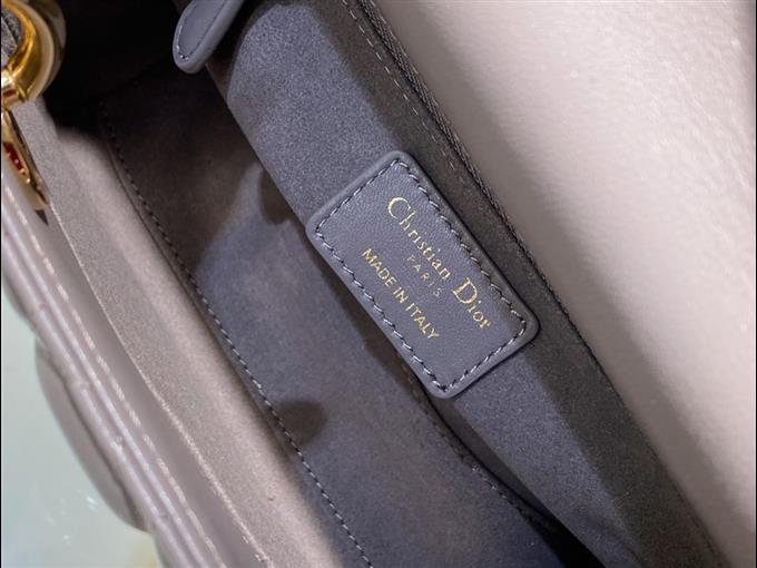 2025228Y650P211554888