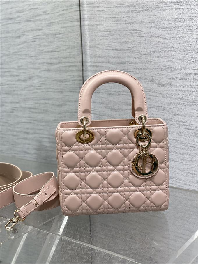 2025228Y650P211555625