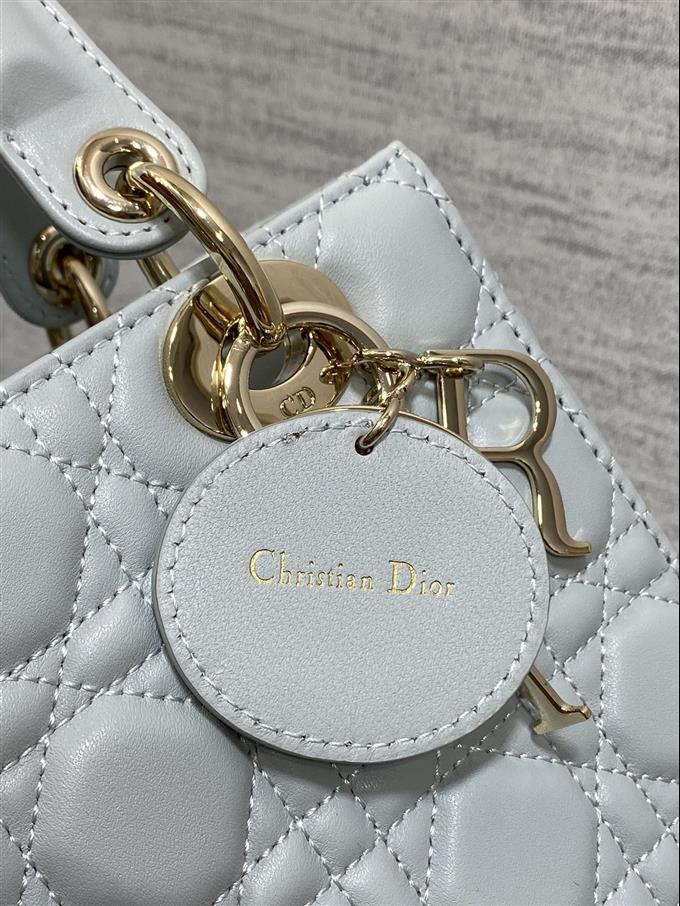 2025228Y650P211555798