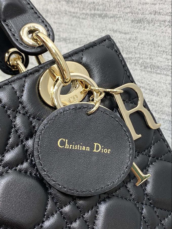 2025228Y650P211556362