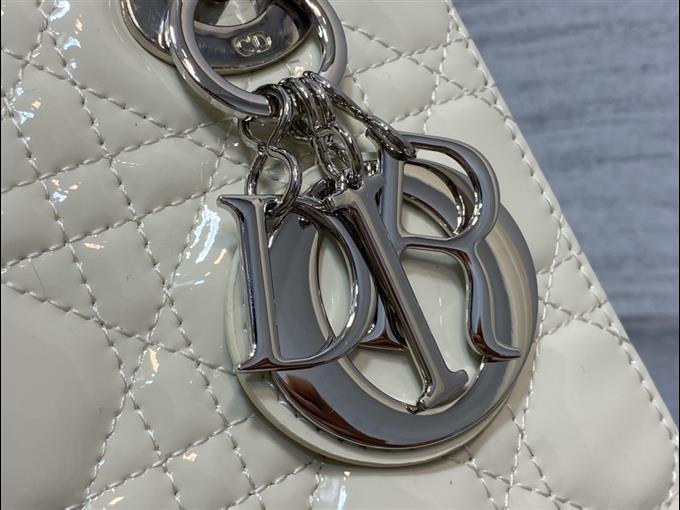 2025228Y650P211556642