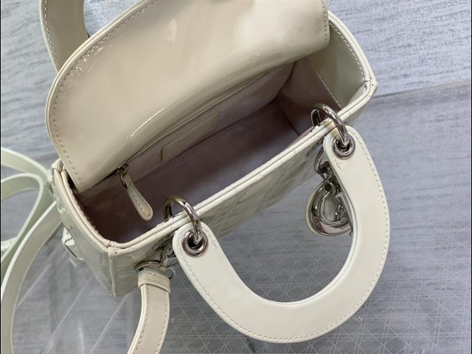 2025228Y650P211556705