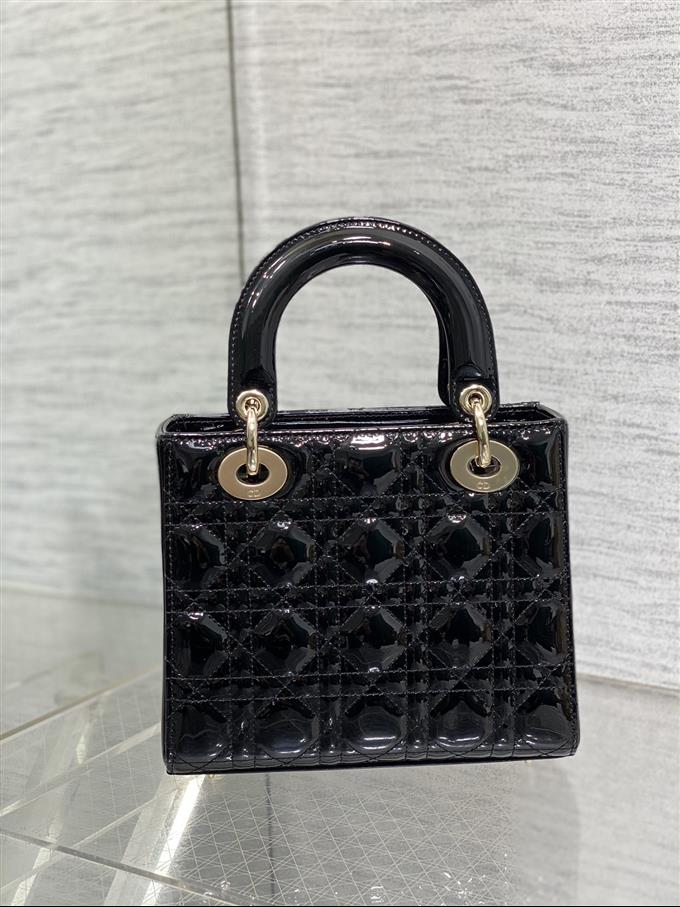 2025228Y650P211556799