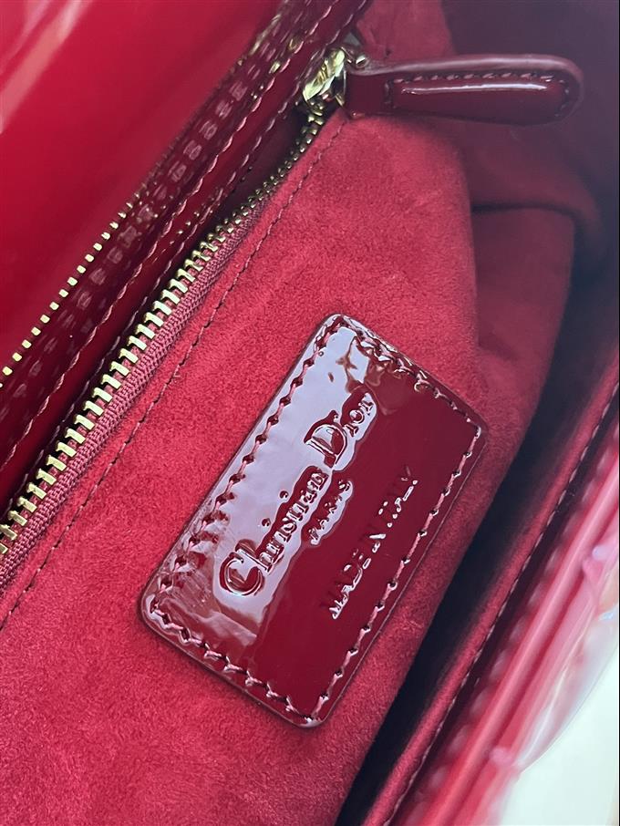 2025228Y650P211558381