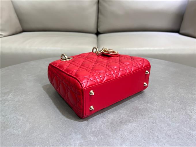 2025228Y650P211558507