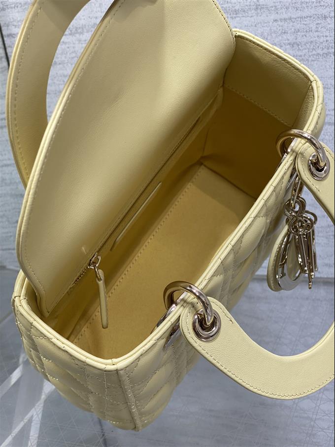 2025228Y650P211558788