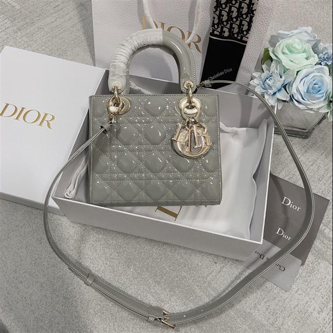 2025228Y650P211715811