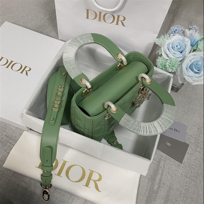 2025228Y650P211716753