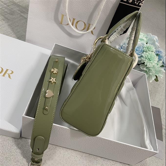 2025228Y650P211717711