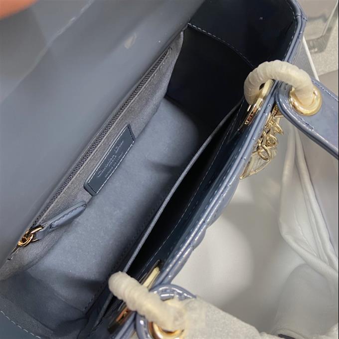 2025228Y650P211718576