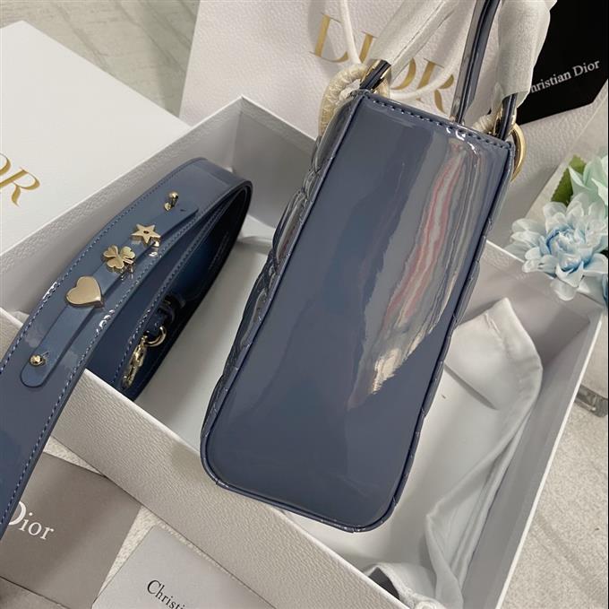 2025228Y650P211718607