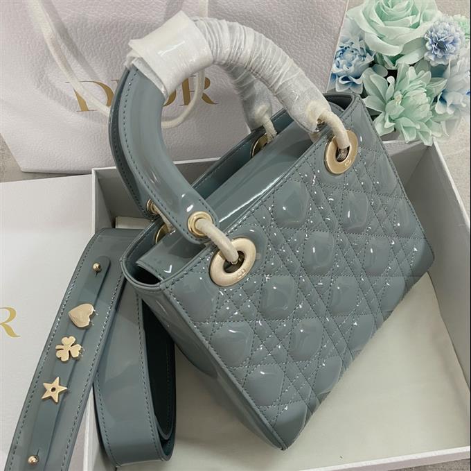 2025228Y650P211719176