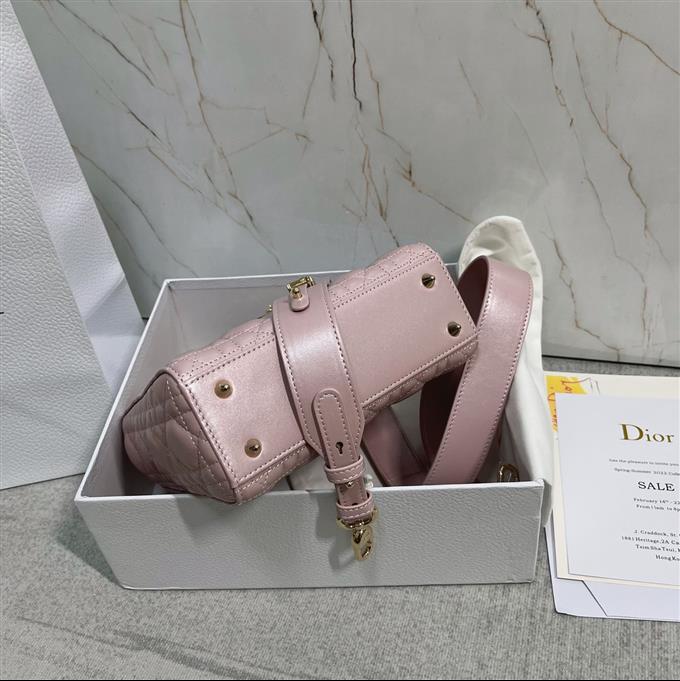 2025228Y650P211720107