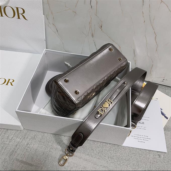 2025228Y650P211720798