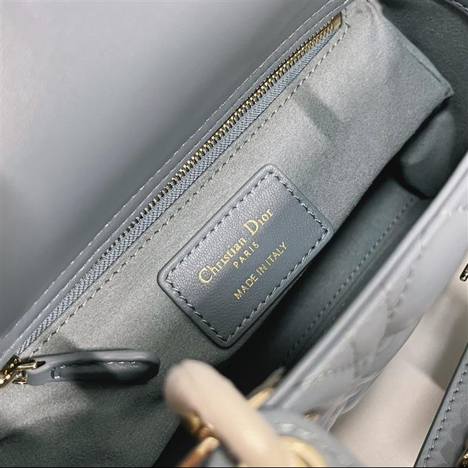 2025228Y650P211721616