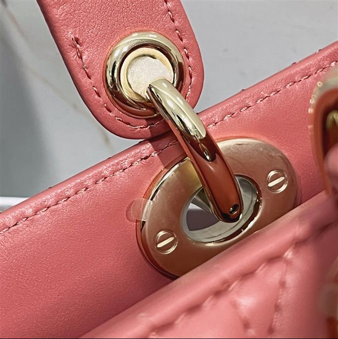 2025228Y650P211721696