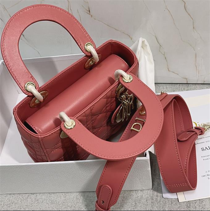 2025228Y650P211721728