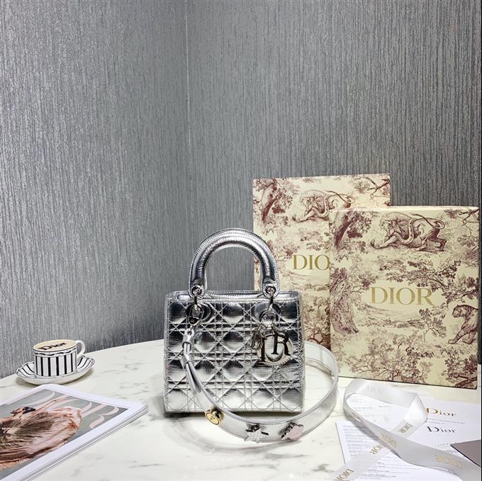 2025228Y680P21161589